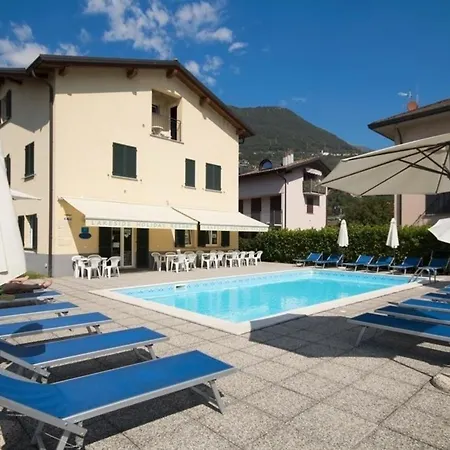 Ferienwohnung Mit Pool Am Comer See Apartman Domaso