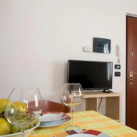 Apartman Ferienwohnung Mit Pool Am Comer See *